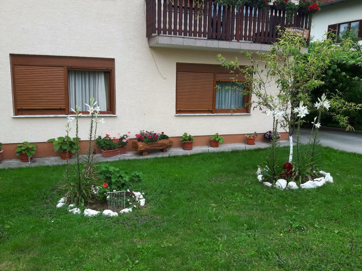 Apartman Petra & Tena Slunj Exterior foto