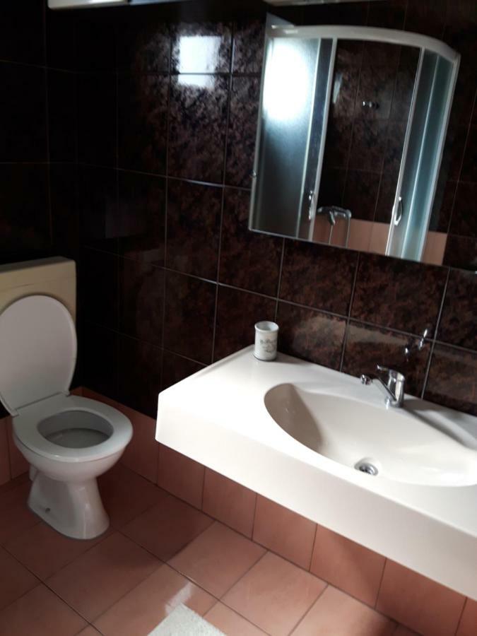 Apartman Petra & Tena Slunj Exterior foto