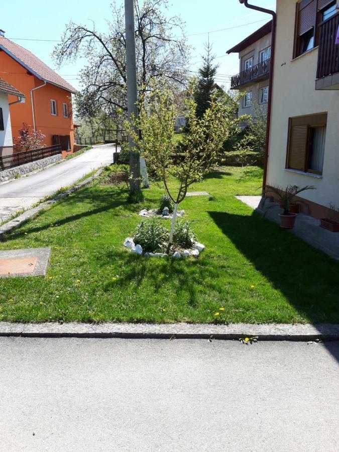Apartman Petra & Tena Slunj Exterior foto