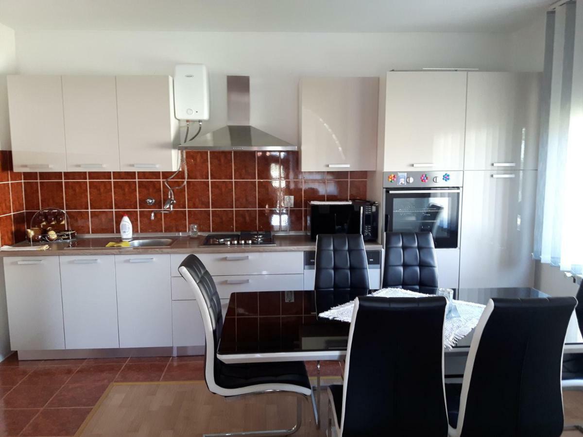 Apartman Petra & Tena Slunj Exterior foto